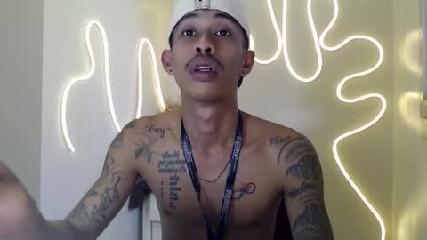 Snapshot of marlmoreno10 chatting on January 6, 2026, 5:44 am marlmoreno10 online show from January 6, 2026, 5:44 am