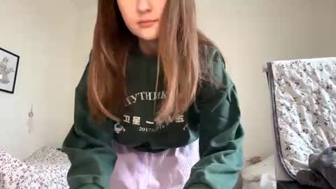Snapshot of marloginanni chatting on June 28, 2026, 9:48 am Mia online show from June 28, 2026, 9:48 am