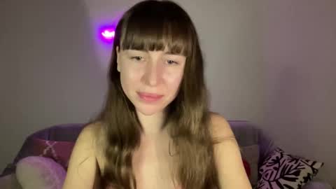 Snapshot of maroonaaa chatting on September 12, 2025, 1:55 pm Mary online show from September 12, 2025, 1:55 pm