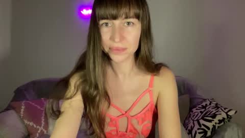 Snapshot of maroonaaa chatting on September 26, 2025, 2:32 pm Mary online show from September 26, 2025, 2:32 pm