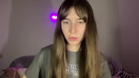 Snapshot of maroonaaa chatting on October 24, 2025, 3:19 pm Mary online show from October 24, 2025, 3:19 pm