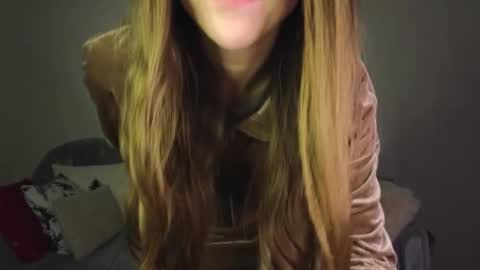 Snapshot of maroonaaa chatting on January 16, 2026, 4:11 pm Mary online show from January 16, 2026, 4:11 pm