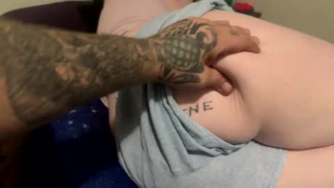 married_freaks_66 online show from April 27, 2026, 5:27 am