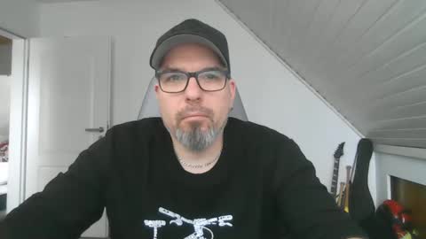 marriedcock1980 online show from January 12, 2025, 12:12 pm