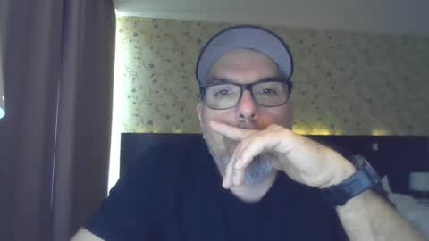 marriedcock1980 online show from September 14, 2025, 3:33 pm