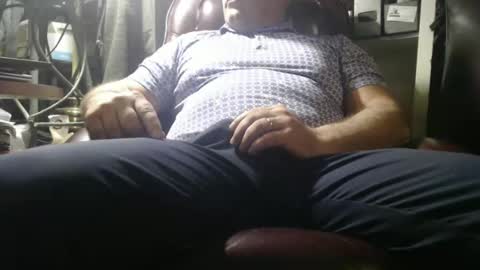 Snapshot of marrieddad19751975 chatting on February 23, 2026, 6:22 am only fans marrieddad19751975 online show from February 23, 2026, 6:22 am