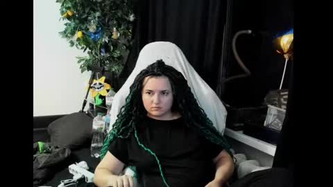 Snapshot of marry_paradisesi chatting on September 18, 2025, 1:40 am Marishka online show from September 18, 2025, 1:40 am