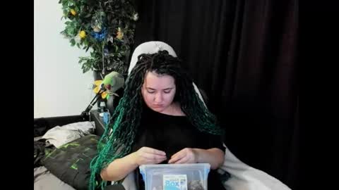 Snapshot of marry_paradisesi chatting on September 30, 2025, 4:28 am Marishka online show from September 30, 2025, 4:28 am