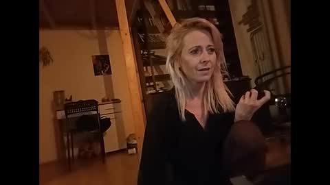 MaryGoRound online show from January 19, 2025, 3:39 am