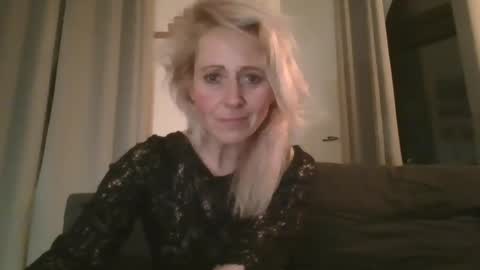 MaryGoRound online show from January 23, 2025, 2:44 am