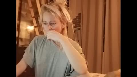 MaryGoRound online show from February 10, 2025, 1:35 am