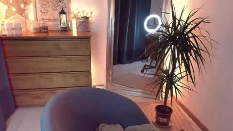 Snapshot of marrygrayes chatting on March 11, 2025, 9:26 pm Maria online broadcast from Tuesday to Suturday from 6 pm to 12 pm Germany time Sunday-Monday offline online show from March 11, 2025, 9:26 pm