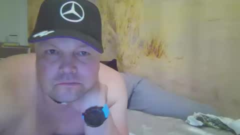 mars0481 online show from September 17, 2025, 6:31 pm