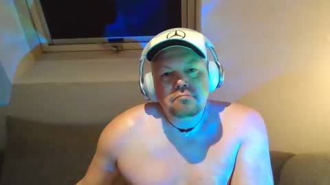 mars0481 online show from December 14, 2025, 5:13 am