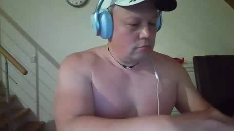 mars0481 online show from May 15, 2026, 2:18 am