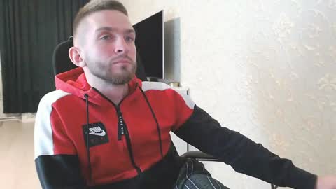 Snapshot of marselle_looker chatting on January 17, 2025, 5:32 am Marselle online show from January 17, 2025, 5:32 am