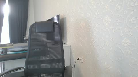 Snapshot of marselle_looker chatting on February 5, 2025, 9:15 am Marselle online show from February 5, 2025, 9:15 am