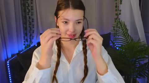 marshmelany online show from October 18, 2025, 1:30 am