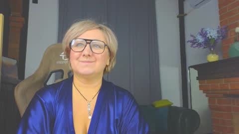 marta_wils online show from November 14, 2025, 10:03 am