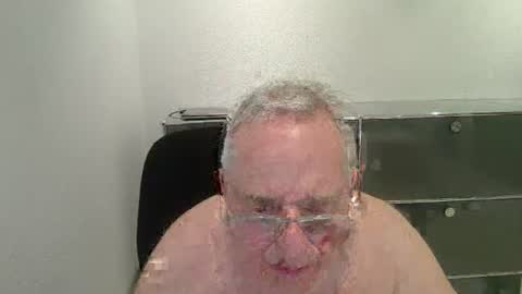 martin_1947 online show from July 17, 2026, 10:58 pm