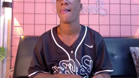 Martin online show from October 22, 2025, 1:06 am