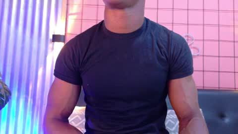 Snapshot of martin_killer chatting on June 27, 2026, 7:19 pm Martin online show from June 27, 2026, 7:19 pm