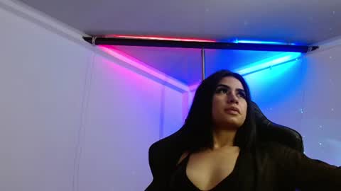 100 explicit here. follow  online show from June 11, 2026, 12:32 am