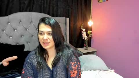   MARTINA   online show from February 26, 2025, 9:27 pm