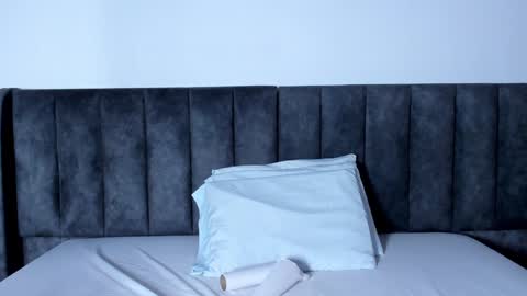 Laura online show from January 26, 2025, 7:41 pm