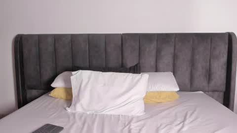 Laura online show from February 17, 2025, 8:36 pm