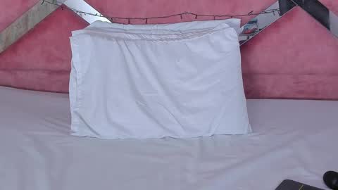 Laura online show from March 6, 2025, 8:08 am