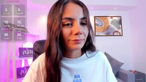 Snapshot of martina_mancinii chatting on May 29, 2026, 1:31 pm Martina online show from May 29, 2026, 1:31 pm