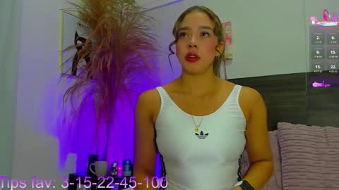martina mIIler online show from October 12, 2025, 12:59 pm
