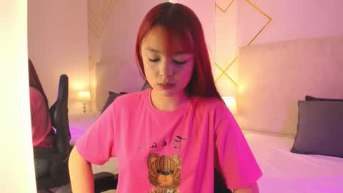 Martina  online show from December 13, 2025, 8:14 pm