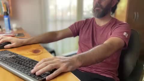 Snapshot of martincito22xl chatting on December 26, 2024, 12:27 pm Martincito online show from December 26, 2024, 12:27 pm