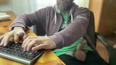 Snapshot of martincito22xl chatting on September 9, 2025, 12:05 pm Martincito online show from September 9, 2025, 12:05 pm