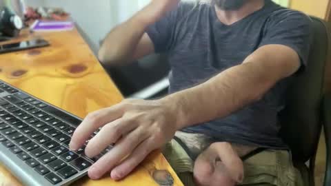 Snapshot of martincito22xl chatting on November 28, 2025, 11:35 am Martincito online show from November 28, 2025, 11:35 am