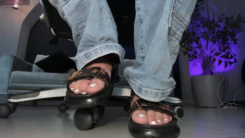 Martinna Bonnet online show from February 4, 2025, 10:32 am