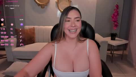 Martinna Bonnet online show from February 27, 2025, 1:38 pm