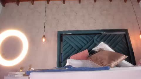 Snapshot of marttina_ruiz chatting on June 19, 2026, 8:01 pm Martina online show from June 19, 2026, 8:01 pm