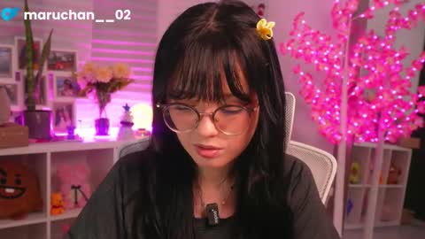 Snapshot of maru_chan_ chatting on November 27, 2025, 2:13 am INSTAGRAM Maruchan 02 online show from November 27, 2025, 2:13 am