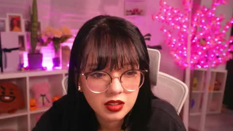 Snapshot of maru_chan_ chatting on December 4, 2025, 2:21 am INSTAGRAM Maruchan 02 online show from December 4, 2025, 2:21 am