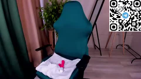 Snapshot of mary__bailey chatting on June 25, 2026, 1:05 am mary__bailey online show from June 25, 2026, 1:05 am