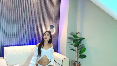 mary_cute9 online show from March 9, 2025, 12:42 pm