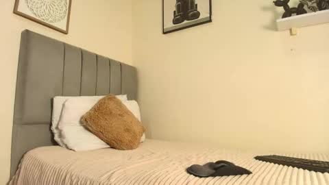 mary_cute9 online show from March 3, 2026, 12:11 pm