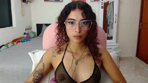 Snapshot of mary_jane1_ chatting on February 12, 2025, 12:48 am mary online show from February 12, 2025, 12:48 am