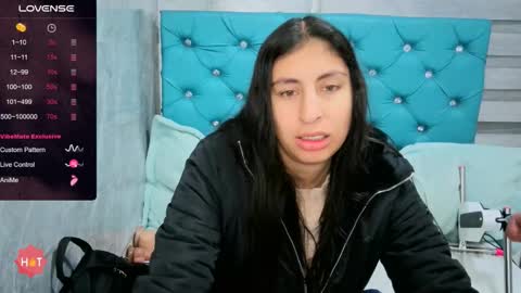 Snapshot of mary_mood_ chatting on January 8, 2026, 11:01 am Mary Moon online show from January 8, 2026, 11:01 am