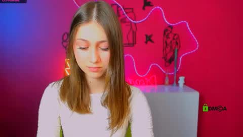 mary skiny online show from April 17, 2026, 6:44 pm