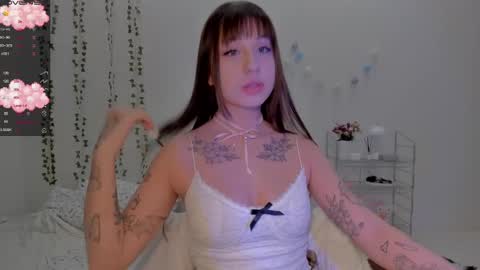 Maryana online show from February 24, 2025, 7:19 pm