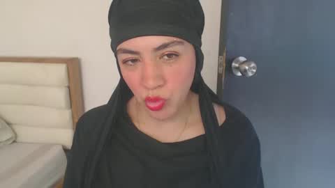 maryam_arabicmilk online show from February 14, 2025, 2:44 pm